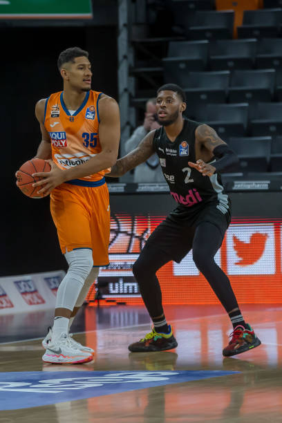 通过国际比 通过国际比