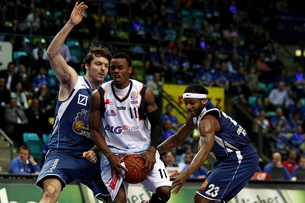 面的持久战 面的持久战